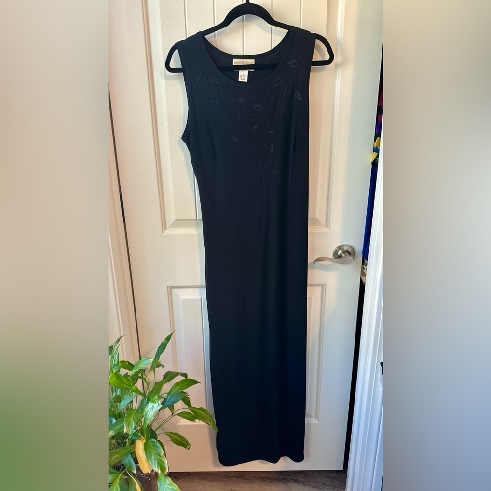 Studio Works Black Slinky Maxi Shift Dress with 17” Side Slits.  size Medium